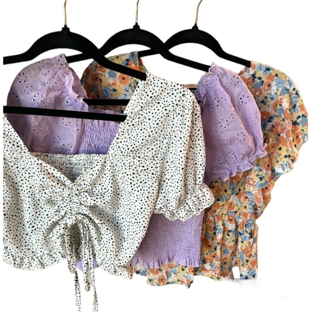 61. NWOT crop top bundle Large
